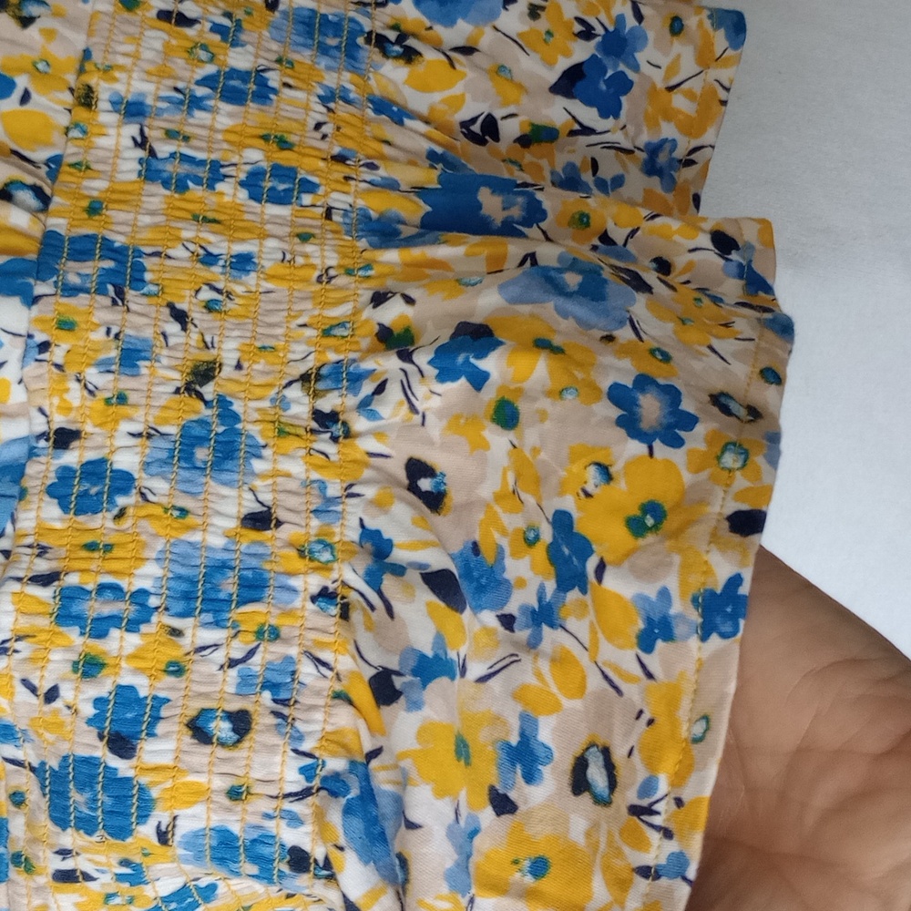 Ann Taylor blue yellow flower ruffle sleeve blouse - Picture 5 of 6